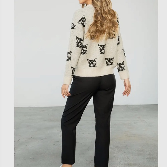 THML, Cream Cat Pattern Knit Sweater, Size s m l | TMK1681 - Picture 4 of 4